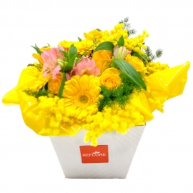 RITA: bouquet fresh rose gialle e mimosa