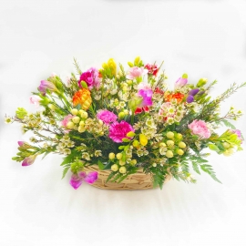 PRATO FIORITO: cestino con fiori misti di stagione