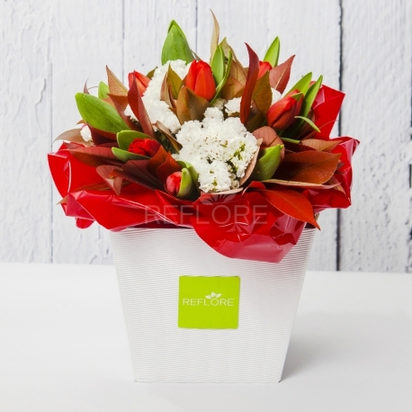 BOUQUET ROSSO DI TULIPANI E STATICE