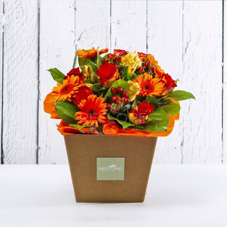 EDDA: bouquet fresh arancio con Rose e Gerbere.